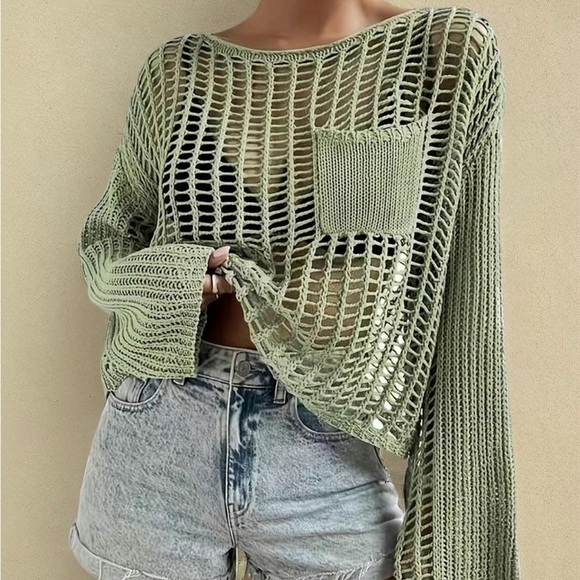 Sweaters - Hollowed Out Round Neck Sweater with Pocket and Drop Shoulder in Green Size XL